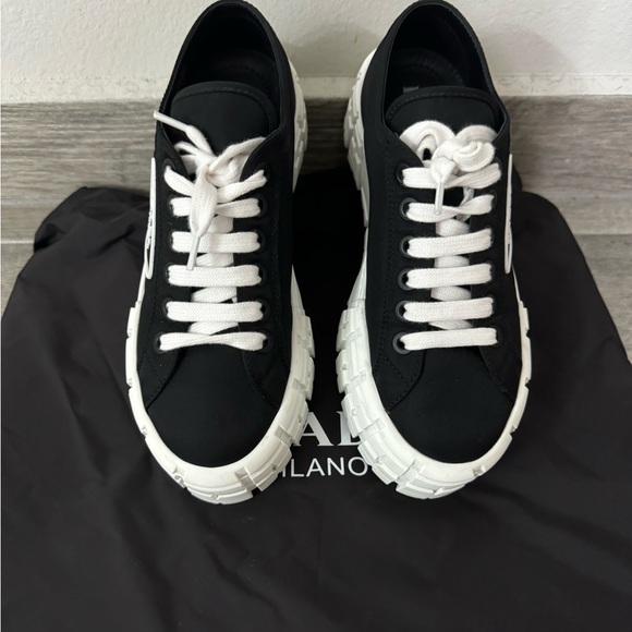 Prada sneakers - Picture 2 of 4